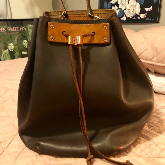 saddleback leather bucket backpack